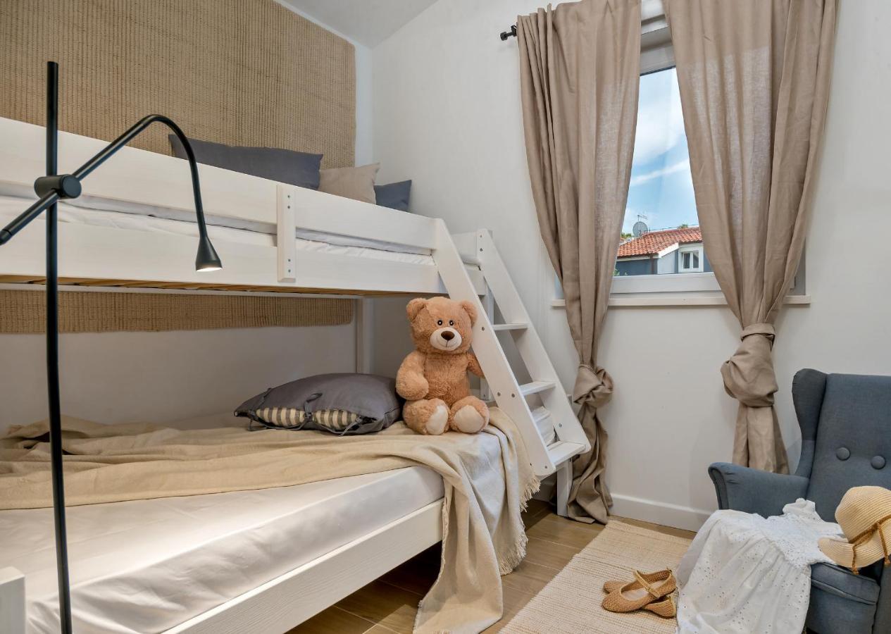 Marula Holiday Home - With Heated Pool Marina Ngoại thất bức ảnh